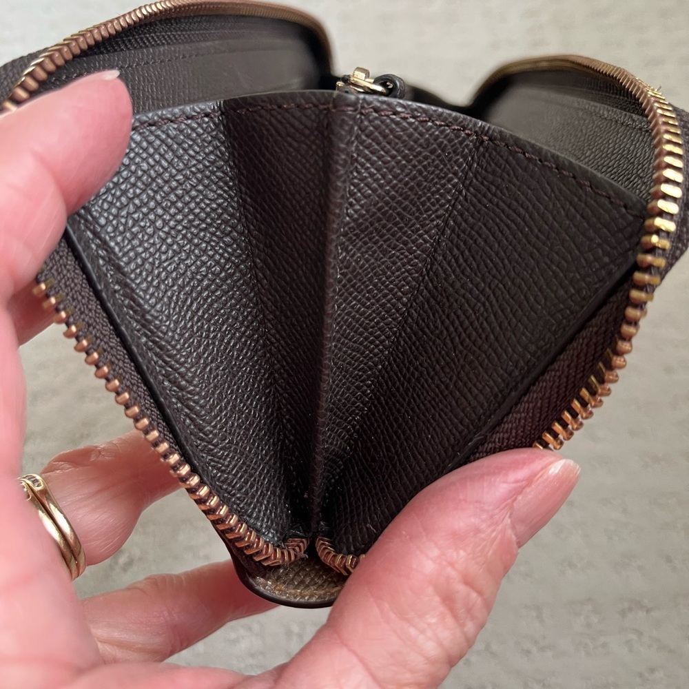 Coach Gold Textured Wallet - Picture 7 of 10